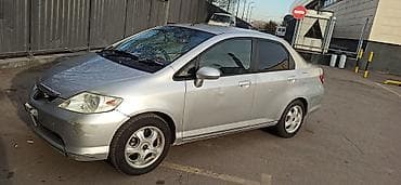 Транспорт: Honda Fit Aria: 2003 г., 1.3 л — 7