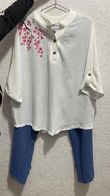 Жеке буюмдар: Свободная женская блуза из легкой ткани белого цвета. Полупрозрачная — 3