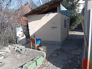 дом с бизнесом: Г.Каракол Токтогула / Кадырова 1линия можно рассмотреть под бизнес — 10