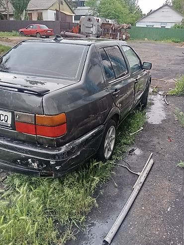 Volkswagen: Volkswagen Vento: 1992 г., 1.8 л, Механика, Бензин, Седан — 5