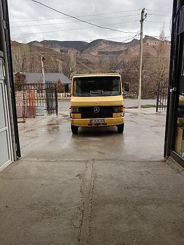 Жүк ташуучу унаа, Mercedes-Benz, Стандарт, 7 т, Колдонулган — 2