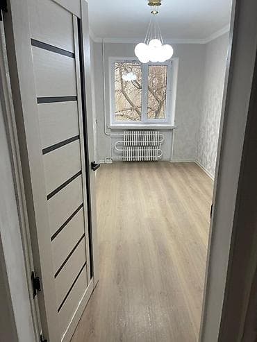 9мкр: 3 комнаты, 60 м², 104 серия, 3 этаж — 3