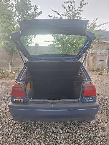 Продажа авто: Продаю гольф3 коробка автомат 1994 г выпуска моно.Машина в хорошем — 6