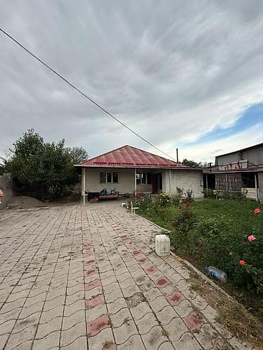 Дома: 🏠 5-комнатный жилой дом,ж/м Ак-орго 🟨 Дом по первой линии 🟧 Дом: 12 × — 2