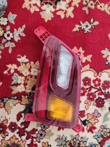 trading: Задний правый стоп-сигнал Hyundai 2018 г., Б/у, Оригинал