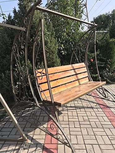 Хотите украсить свой двор? Качеля в отличном состоянии Вся железная