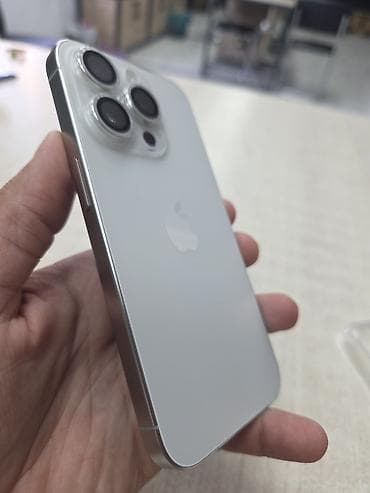 Техника и электроника: IPhone 15 Pro, Б/у, 128 ГБ, White Titanium, Чехол, Защитное стекло, 84 % — 2