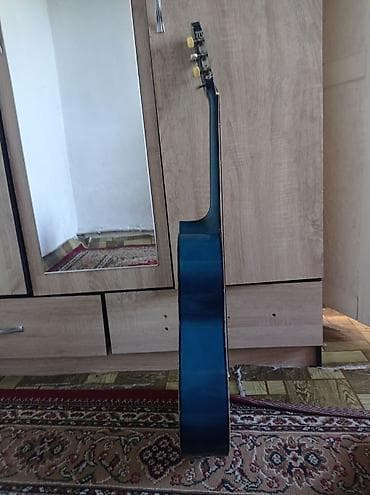 Велосипеддер: Классическая акустическая гитара 4/4, корпус полноразмерный. Цвет — — 3