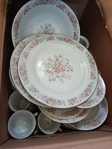 крушки: Набор столовой посуды “Western‑Stylefood” Dinner Set.большой — 1