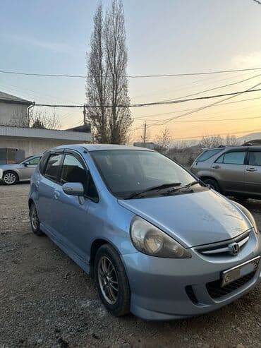 продаю или меняю с доплатой: Honda Fit: 2002 г., 1.3 л, Автомат, Бензиновая, Хэтчбэк — 4