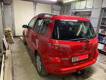 mazda 323 2003: Mazda Demio: 2004 г., 1.3 л, Механика, Бензин, Хэтчбэк — 3