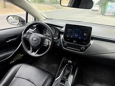 Продажа авто: Toyota Corolla: 2019 г., 1.8 л, Вариатор, Гибрид, Седан — 7