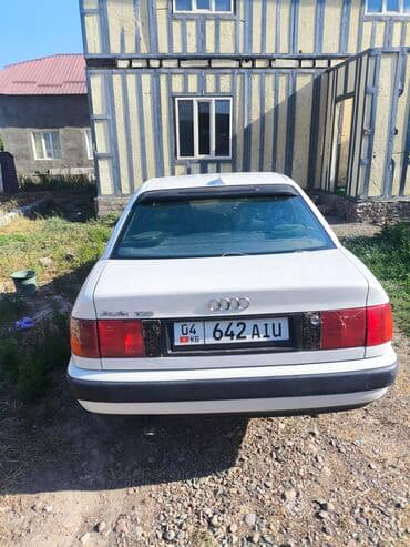 инструмент в рассрочку: Audi S4: 1991 г., 2.3 л, Механика, Бензиновая, Седан — 2