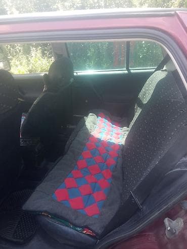 Унаа сатуу: Volkswagen Vento: 1994 г., 1.8 л, Кол менен иштөөчү, Бензин, Седан — 5