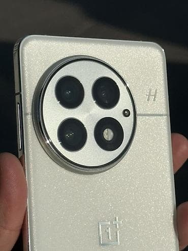 ssd 128: OnePlus 13, 256 ГБ, цвет - Белый — 3