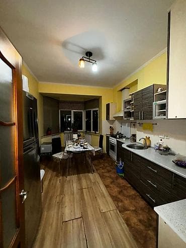 Сниму комнату: 🏠 Сдаётся комната с подселением для девушки . Квартира чистая, уютная — 2