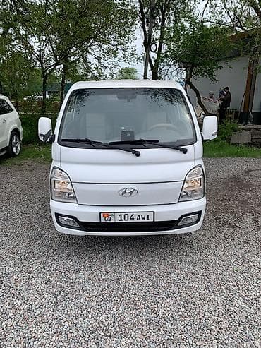 t 3: Hyundai Porter: 2020 г., 2.5 л, Типтроник, Дизель, Пикап — 6