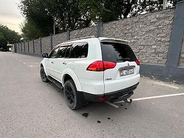 помпа митсубиси: Mitsubishi Pajero Sport: 2012 г., 2.5 л, Автомат, Дизель, Внедорожник — 4
