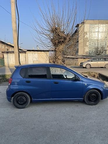 митсубиси спес стар: Chevrolet Aveo: 2007 г., Хэтчбэк — 4