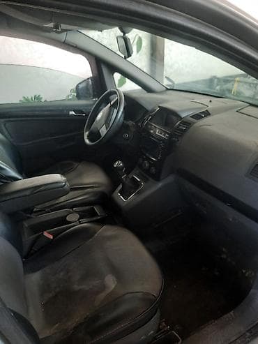 thindiag 2: Opel Zafira: 2010 г., 1.8 л, Механика, Бензин, Минивэн — 7