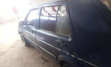 Volkswagen Golf: 1991 г., 1.8 л, Кол менен иштөөчү, Бензин — 2