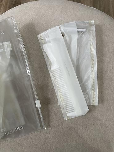 карманные собаки отдам даром: Новая упаковка бритвенных станков + мини расческа внутри. Привез с — 1