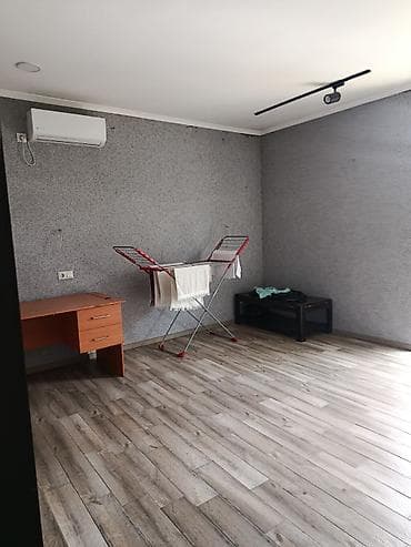 Аренда офисов, 32 м², В административном здании, С отдельным сан узлом at lalafo.kg Аренда офисов, 32 м², В административном здании, С отдельным сан узлом