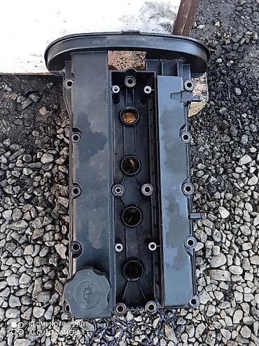 Продаю крышка
На Деу Нексия 1.6 16 клапан
2500 сом