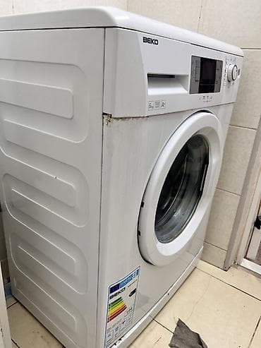 срочно автомат: Стиральная машина Beko, фронтальная загрузка. Характеристики: - — 2