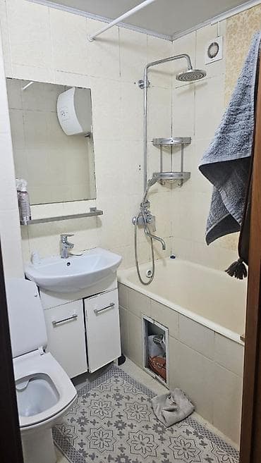 Недвижимость: 3 комнаты, 55 м², 2 этаж, Евроремонт — 9