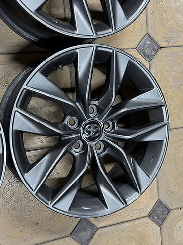 bbs diska: Литые Диски R 17 Toyota, Комплект, отверстий - 5, Б/у — 5