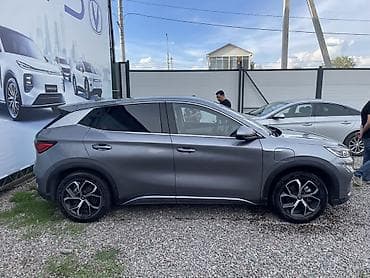 гак айон с: BYD Yuan Plus: 2023 г., Электромобиль, Кроссовер — 2