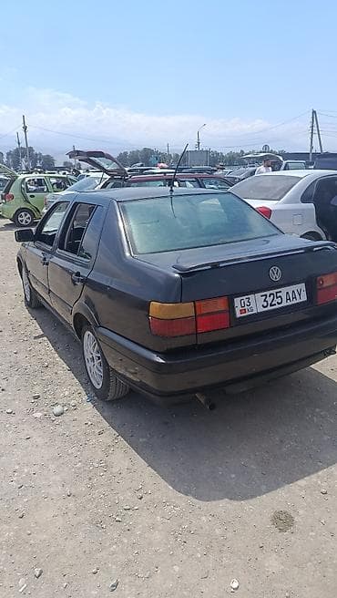 пороги венто: Volkswagen Vento: 1993 г., 2 л, Автомат, Бензин, Седан — 5