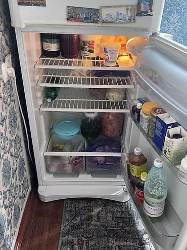 Холодильник Indesit, Двухкамерный, 150 *