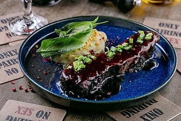 Продажи, работа с клиентами: Повар Горячий цех. Больше 6 лет опыта — 6