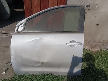 Топливные баки: Дверь Передняя левая Toyota — 5