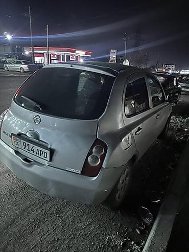 куда: Nissan March: 2002 г., 1.3 л, Автомат, Бензин, Хэтчбэк — 5