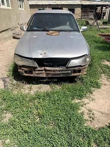 бишкек авто салон: Продам легковой автомобиль (седан, серебристый цвет). Характеристики — 1