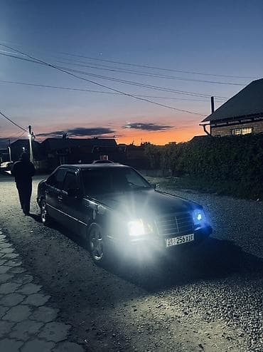 Mercedes-Benz W124: 1994 г., Механика, Бензин, Седан — 2