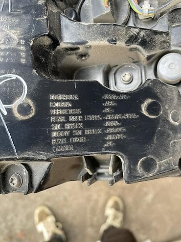 led lights: Задний левый стоп-сигнал Ford Оригинал — 4