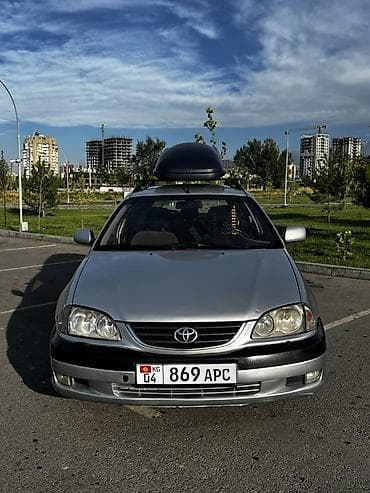 Toyota Avensis: 2001 г., 2 л, Бензин, Универсал