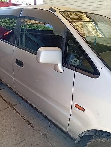 Продажа авто: Honda Shuttle: 1997 г., 2.2 л, Минивэн — 6