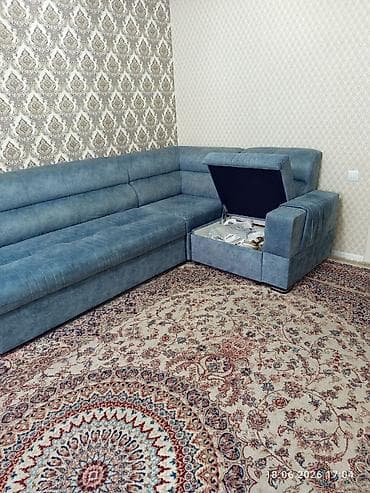 Эмерек: Бурчу бар диван, Кутулар менен — 3