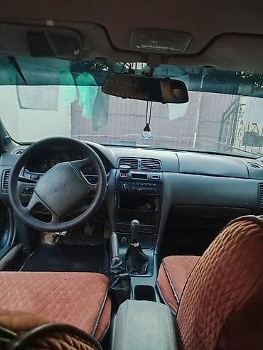 space runner: Nissan Primera: 1995 г., 2 л, Механика, Бензин, Седан — 2
