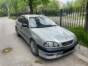 c4 a6: Toyota Avensis: 2000 г., 1.8 л, Ручные, Хэтчбэк — 1