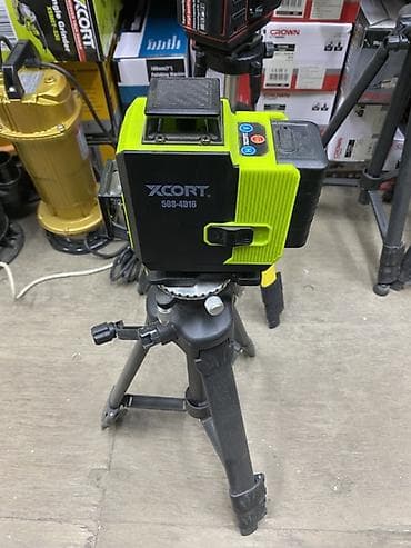 оптический нивелир: Лазерный уровнь Xcort 508-4D16 на штативе. - Полный 4D уровень — 3