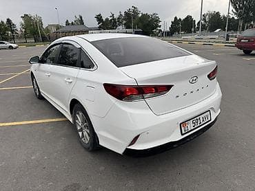 camry 200: Hyundai Sonata: 2019 г., 2 л, Автомат, Бензин, Седан — 4