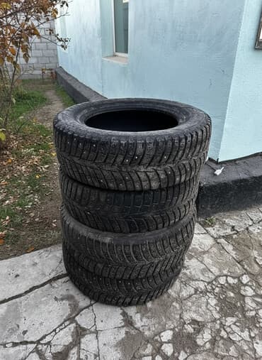 шипованные шины б у: Шины зимние шипованные. Размер 225/65 R17.
Состояние на фото — 1