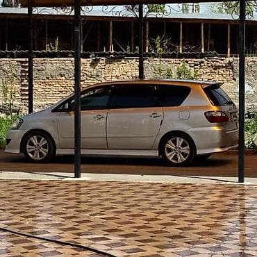 Toyota: Toyota Avensis Verso: 2023 г., Минивэн — 1