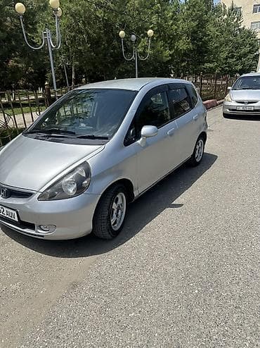 mini v: Honda Fit: 2002 г., 1.3 л, Вариатор, Бензин, Хэтчбэк — 3